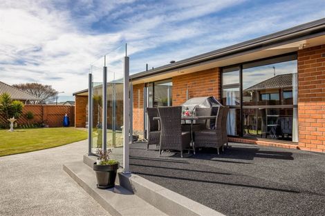 Photo of property in 14 Addison Place, Halswell, Christchurch, 8025