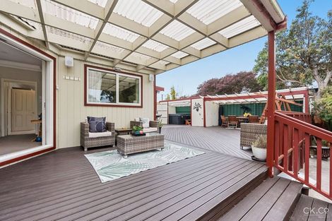 Photo of property in 144 Riverside Drive, Waiwhetu, Lower Hutt, 5010