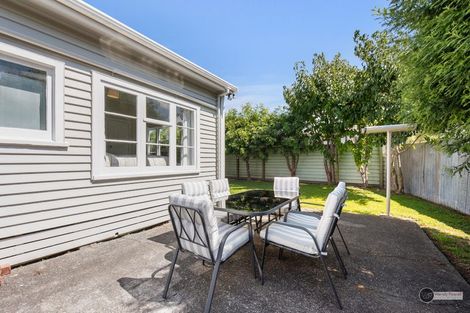 Photo of property in 6 Randwick Crescent, Moera, Lower Hutt, 5010