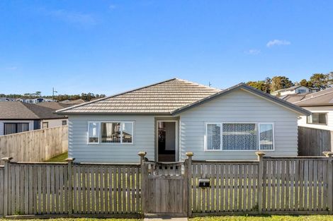 Photo of property in 8 Verdot Close, Kumeu, 0810