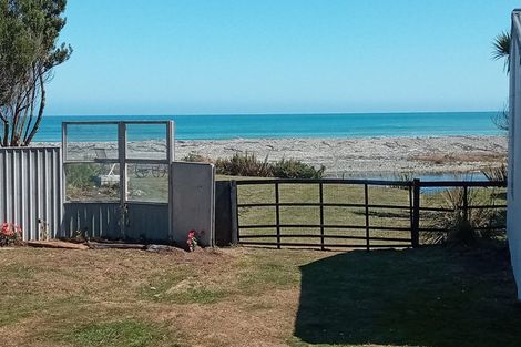 Photo of property in 5 Bluecliffs Beach Road, Papatotara, Tuatapere, 9691