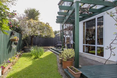 Photo of property in 1/144a Yaldhurst Road, Sockburn, Christchurch, 8042