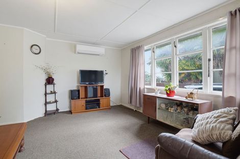 Photo of property in 3 Tyndall Street, Palmerston North, 4414