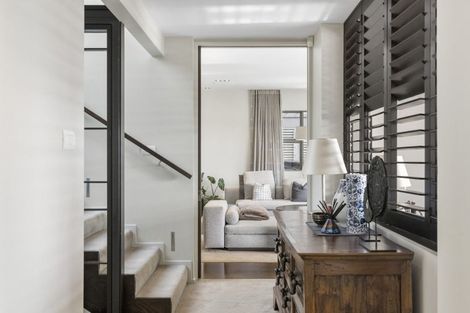 Photo of property in 36 Lake View Road, Takapuna, Auckland, 0622