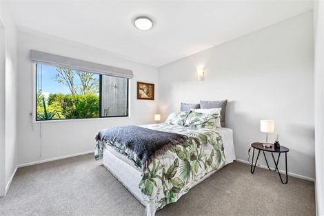Photo of property in 206 Trigg Road, Kumeu, 0891