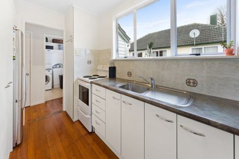 Photo of property in 31 Village Way, Ardmore, Papakura, 2582