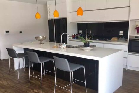 Photo of property in 21 Timmer Road, Flat Bush, Auckland, 2019