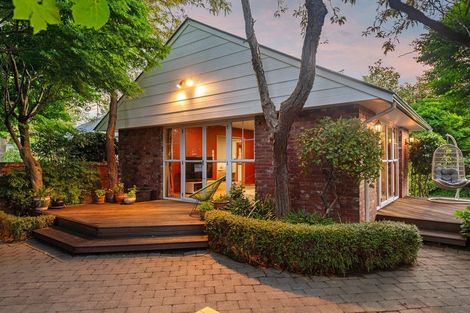 Photo of property in 4 Raxworthy Street, Ilam, Christchurch, 8041