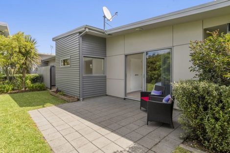 Photo of property in 20 Tory Way, Omokoroa, 3114