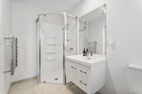 Photo of property in 43 Kotiate Street, Papamoa Beach, Papamoa, 3118