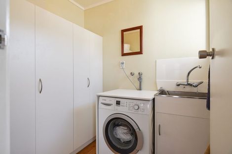 Photo of property in 46 Neri Crescent, Pomare, Rotorua, 3015