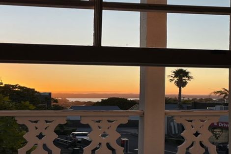 Photo of property in 2/203 Ponsonby Road, Ponsonby, Auckland, 1011