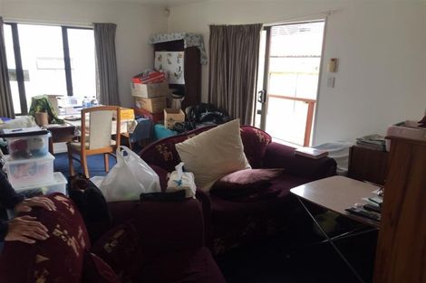 Photo of property in 8 Burbridge Road, Favona, Auckland, 2024