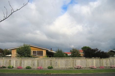 Photo of property in 62 Belvedere Avenue, Waikanae, 5036