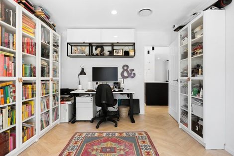 Photo of property in 43 West Belt, Rangiora, 7400