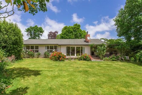 Photo of property in 102 Paparoa Street, Papanui, Christchurch, 8053