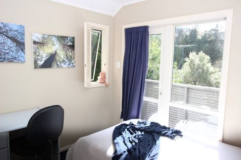 Photo of property in 1/86 Oaktree Avenue, Browns Bay, Auckland, 0630