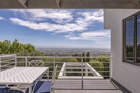 Photo of property in 3 Allom Lane, Cashmere, Christchurch, 8022