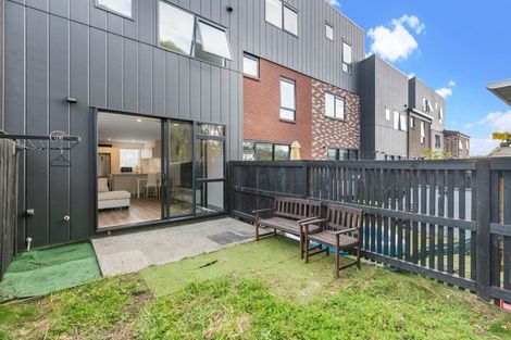 Photo of property in 30 Kotuitui Street, Manukau, Auckland, 2104