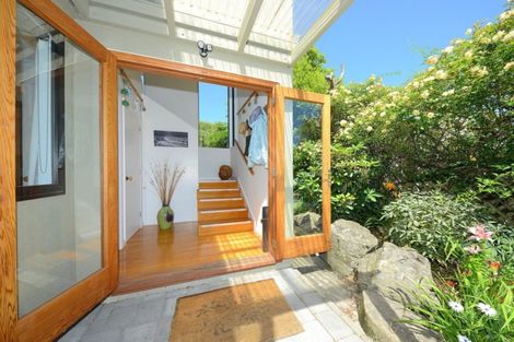 Photo of property in 17 Penlington Place, Akaroa, 7520