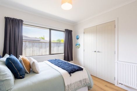 Photo of property in 7 Simpson Crescent, Raumati Beach, Paraparaumu, 5032