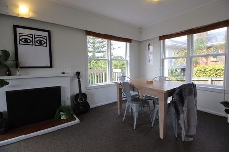 Photo of property in 7 Aeroview Drive, Beach Haven, Auckland, 0626