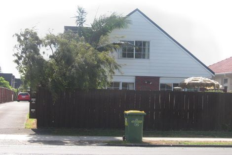 Photo of property in 3/139 Shakespeare Road, Milford, Auckland, 0620