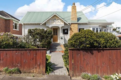 Photo of property in 66 St Michaels Avenue, Point Chevalier, Auckland, 1022