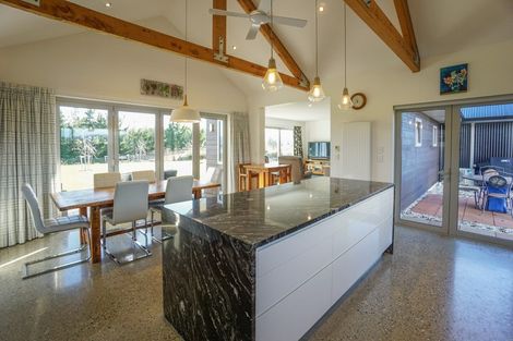 Photo of property in 272 Letts Gully Road, Letts Gully, Alexandra, 9393