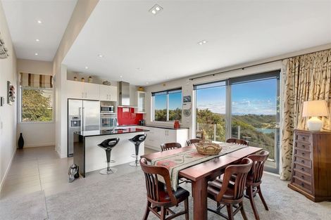 Photo of property in 21 Seascape View, Paremata, Porirua, 5024