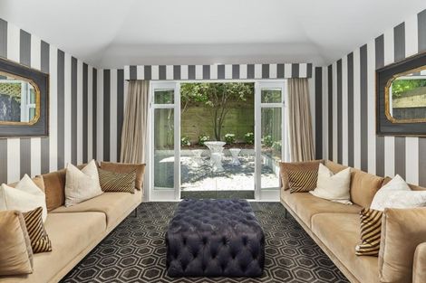 Photo of property in 322 Oriental Parade, Oriental Bay, Wellington, 6011