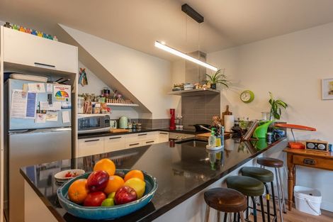 Photo of property in 6/239 Adelaide Road, Newtown, Wellington, 6021