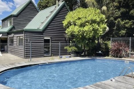 Photo of property in 112 Cossey Road, Drury, 2577