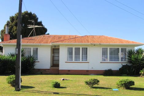 Photo of property in 37a Hill Crescent, Papakura, 2110