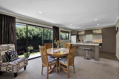 Photo of property in 9d Wilton Street, Westown, New Plymouth, 4310