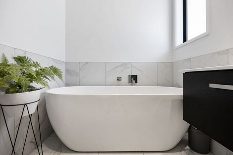 Photo of property in 7 Hyatt Close, Leamington, Cambridge, 3432