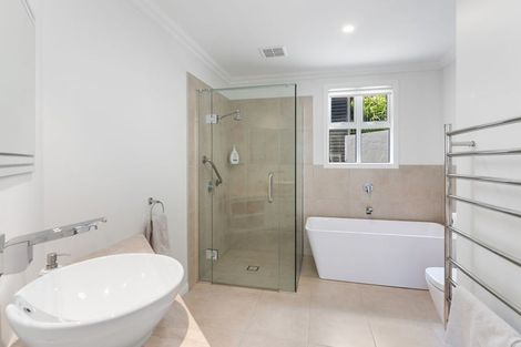 Photo of property in 35b Kotare Street, Waikanae, 5036