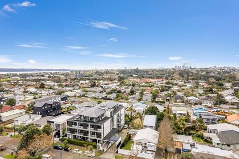 Photo of property in 108/9 Walmer Road, Point Chevalier, Auckland, 1022