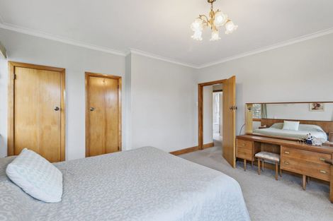 Photo of property in 212 Victoria Avenue, Hokowhitu, Palmerston North, 4410