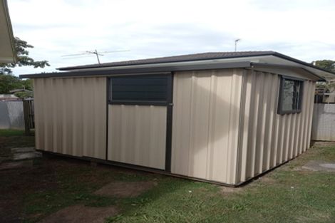 Photo of property in 19 Cairngorm Place, Highland Park, Auckland, 2010