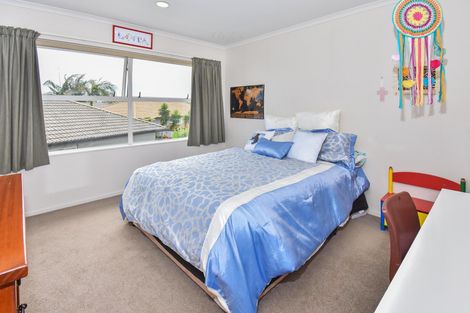 Photo of property in 7 Stranraer Crescent, Wattle Downs, Auckland, 2103