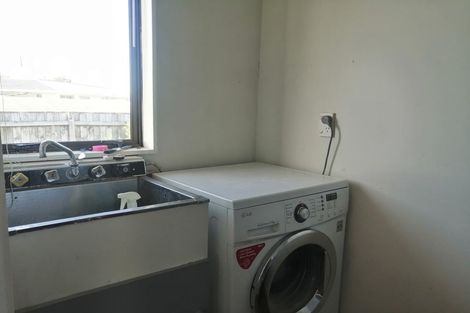 Photo of property in 21 Cargill Grove, Kelvin Grove, Palmerston North, 4414