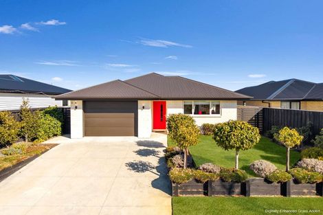 Photo of property in 37 Waituna Street, Pegasus, 7612
