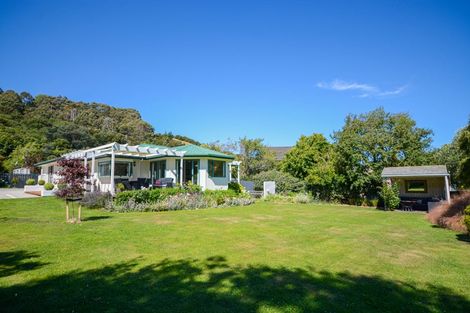 Photo of property in 39b Pawsons Valley Road, Duvauchelle, 7581