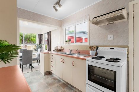 Photo of property in 74 Amanda Avenue, Dinsdale, Hamilton, 3204