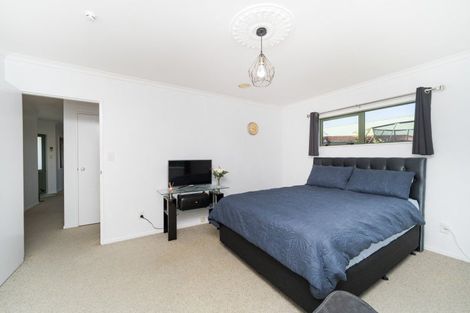 Photo of property in 20 Parnell Heights Drive, Kelvin Grove, Palmerston North, 4414