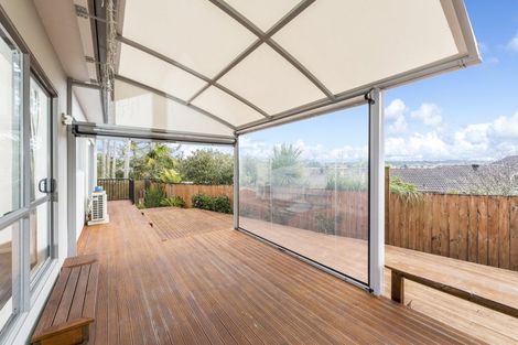 Photo of property in 22 Gala Place, Henderson, Auckland, 0612