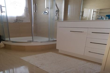 Photo of property in 14 Mander Place, Bucklands Beach, Auckland, 2012