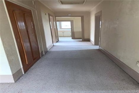 Photo of property in 72 Tipahi Street, Nelson South, Nelson, 7010