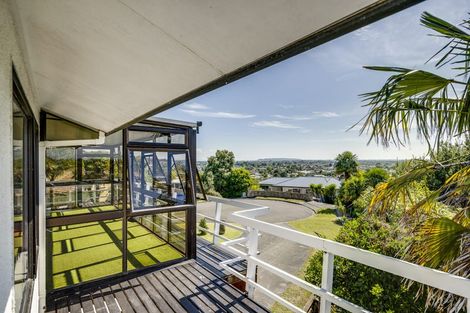 Photo of property in 10 Poaka Place, Taradale, Napier, 4112